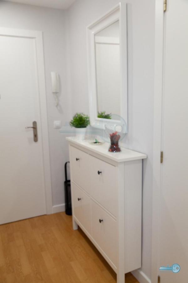 Piso Centrico Y Moderno En Logrono Vivienda De Uso Turistico Apartment Luaran gambar