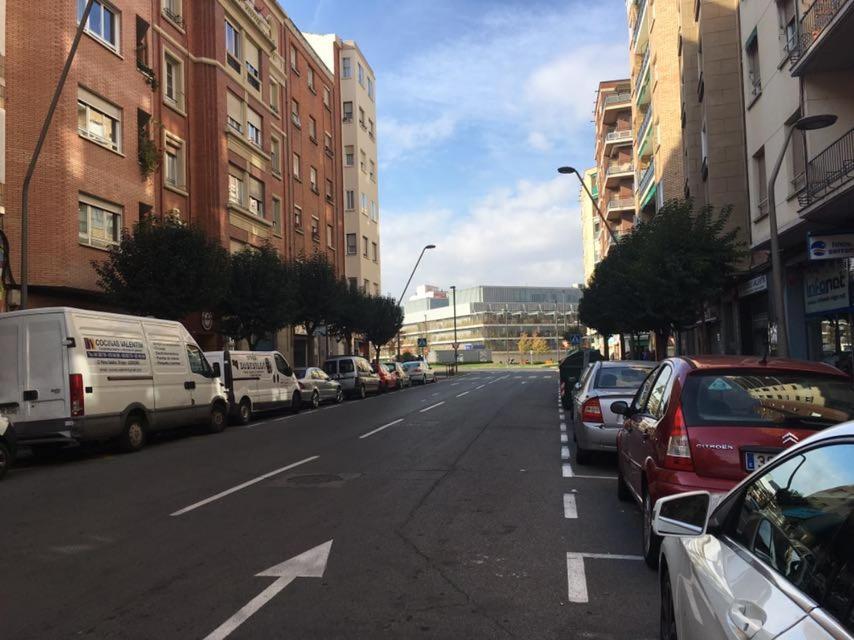 Piso Centrico Y Moderno En Logrono Vivienda De Uso Turistico Apartment Luaran gambar